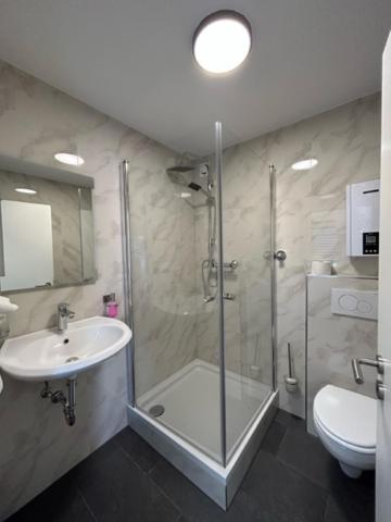 Rheinischer Hof Appartements Leverkusen Ngoại thất bức ảnh
